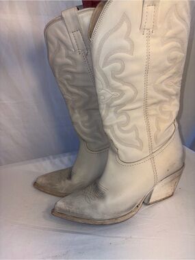 Steve Madden Cream Western Heeled Cowboy Boots
